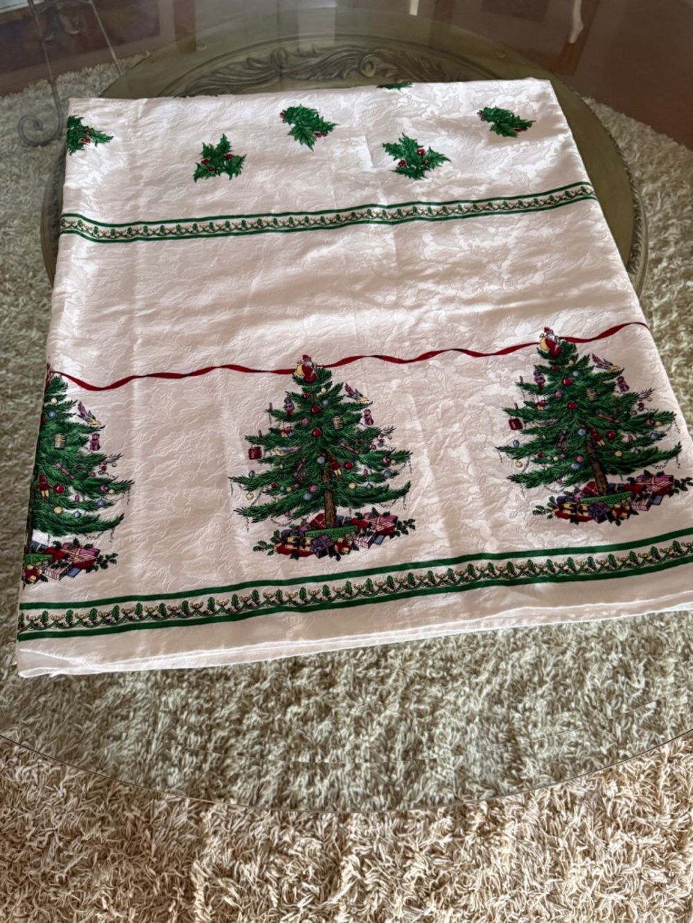 Spode Christmas Tree Holiday Tablecloth Holly Ivory Damask Rectangular 101”x58”
